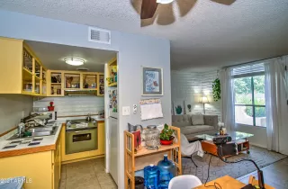 Photo #6: 6256391 Listing