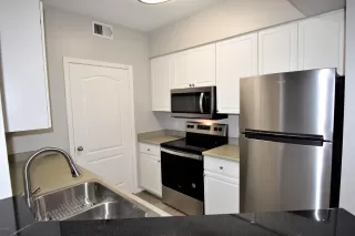 Photo #5: 6256403 Listing 