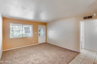 Photo #4: 6256626 Listing