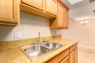 Photo #6: 6256676 Listing 