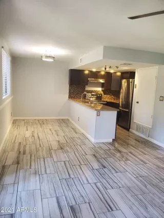 Photo #2: 6256777 Listing