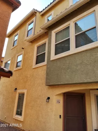 Photo #2: 6256796 Listing 