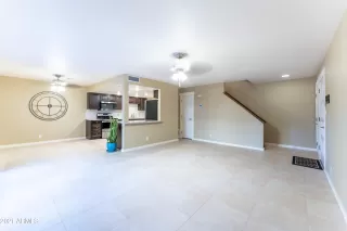 Photo #4: 6256837 Listing