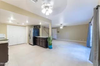 Photo #5: 6256837 Listing