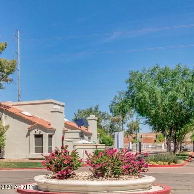 MLS: 6256884 Condo For Sale