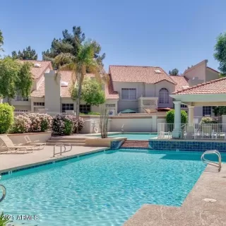 Photo #3: 6256884 Listing