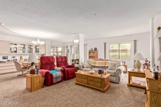 Photo #5: 6256907 Listing