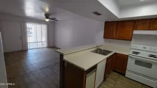 Photo #4: 6257039 Listing