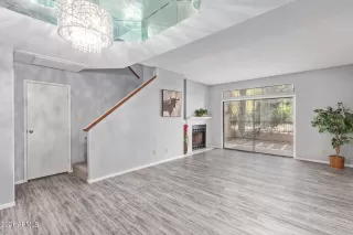 Photo #2: 6257065 Listing