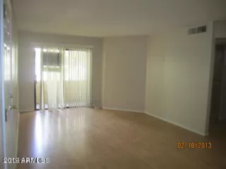 Photo #5: 6257193 Listing