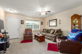 Photo #3: 6257210 Listing