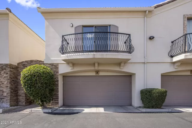 MLS: 6257305 Condo For Sale