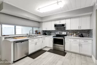 Photo #5: 6257357 Listing 