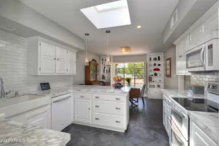 Photo #6: 6257378 Listing 