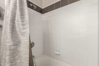 Photo #6: 6257656 Listing