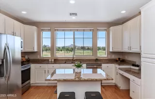 Photo #4: 6257687 Listing