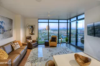 Photo #3: 6257724 Listing 