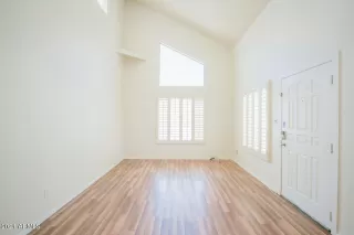 Photo #4: 6257795 Listing