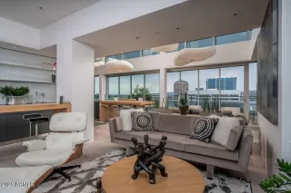 Photo #2: 6257796 Listing 