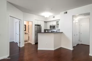 Photo #2: 6257814 Listing