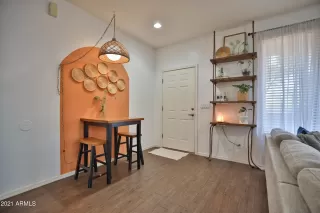 Photo #3: 6257833 Listing