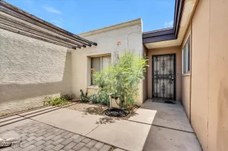 Photo #2: 6257922 Listing 