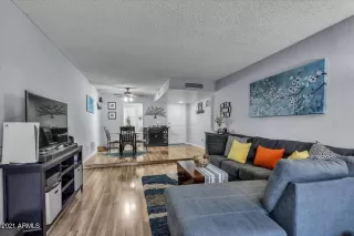 Photo #4: 6257922 Listing 