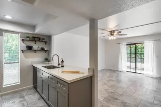 Photo #3: 6257942 Listing