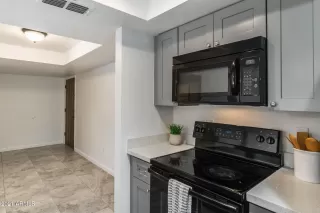 Photo #6: 6257942 Listing