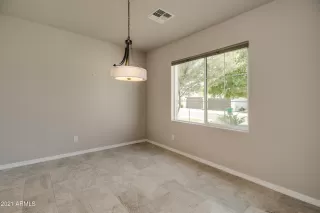 Photo #4: 6257990 Listing