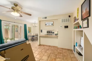 Photo #3: 6258039 Listing