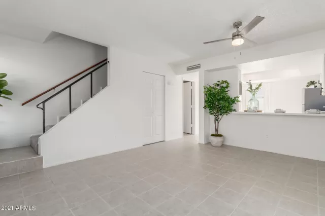 MLS: 6258093 Condo For Sale