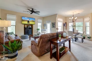 Photo #2: 6258288 Listing