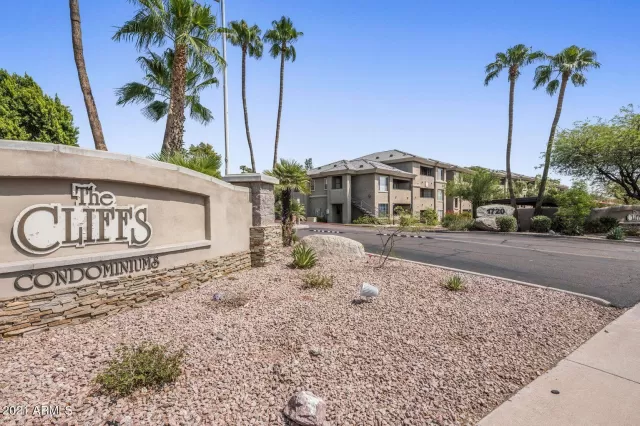 MLS: 6258479 Condo For Sale