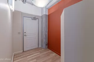 Photo #5: 6258649 Listing