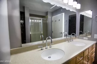 Photo #6: 6258654 Listing