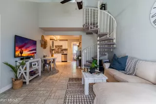 Photo #1: 6258700 Listing