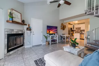 Photo #2: 6258700 Listing