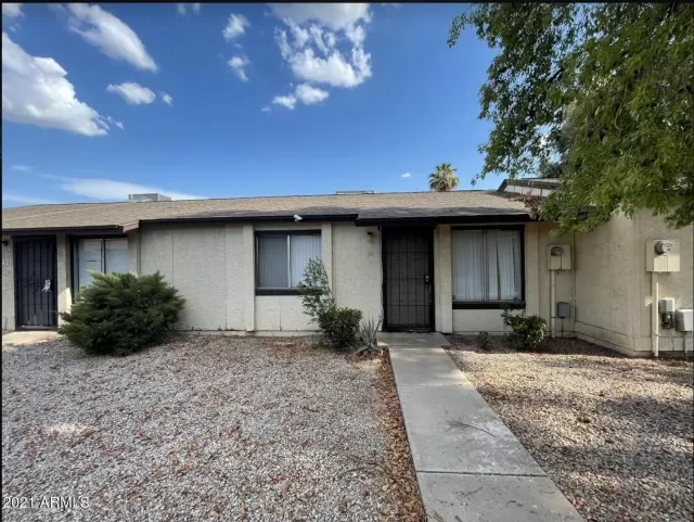 MLS: 6258728 Condo For Sale