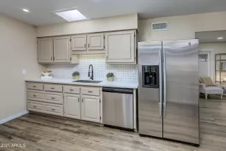 Photo #2: 6258811 Listing 
