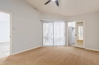 Photo #4: 6258819 Listing