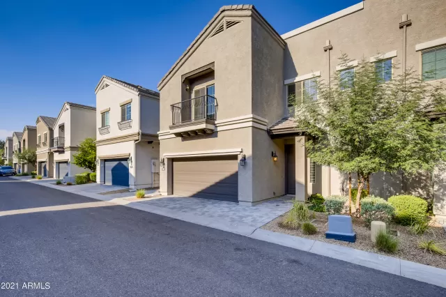 MLS: 6258903 Condo For Sale