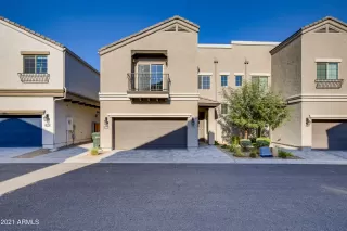 Photo #1: 6258903 Listing