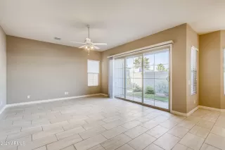 Photo #3: 6258903 Listing