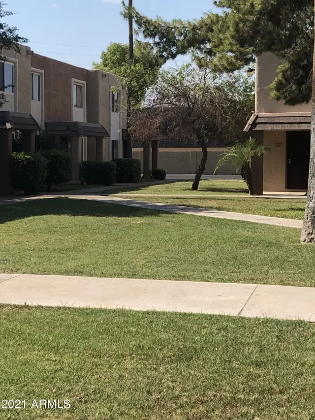 MLS: 6258939 Condo For Sale