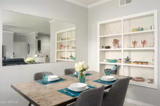 Photo #6: 6258957 Listing