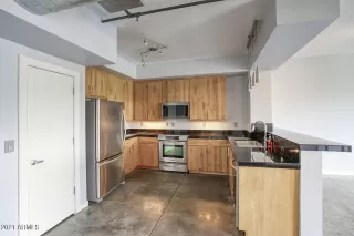 Photo #2: 6259072 Listing 