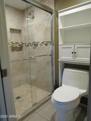 Photo #5: 6259132 Listing