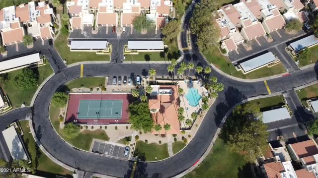 MLS: 6259139 Condo For Sale