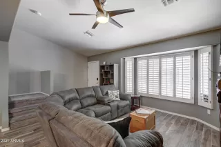 Photo #4: 6259167 Listing